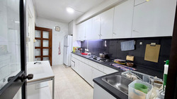 Sengkang East Way (Sengkang), HDB 3 Rooms #567203391